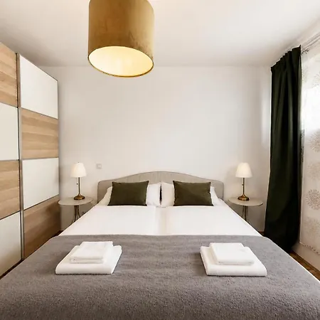 Appartement Alpine Ruheoase Mit Terrasse & Bergblick *